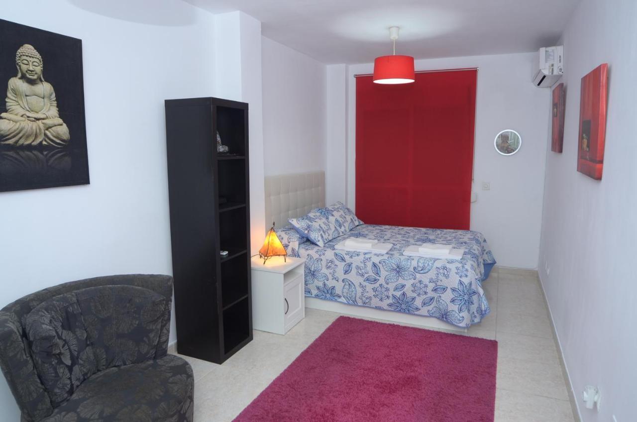 Habitacion Terraza Centro Malaga Bagian luar foto